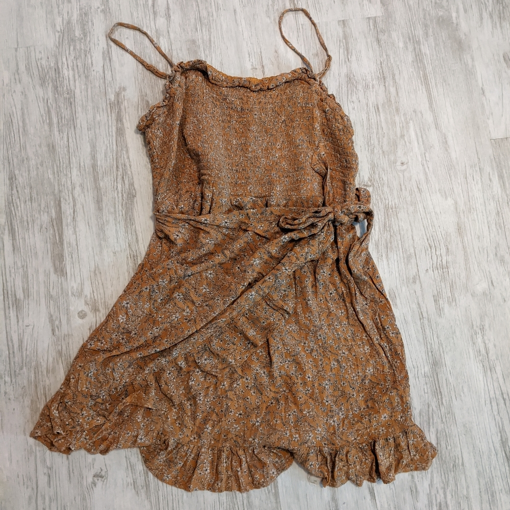 Smocked Top American Eagle Floral Faux Wrap Dress for Spring Sz XL